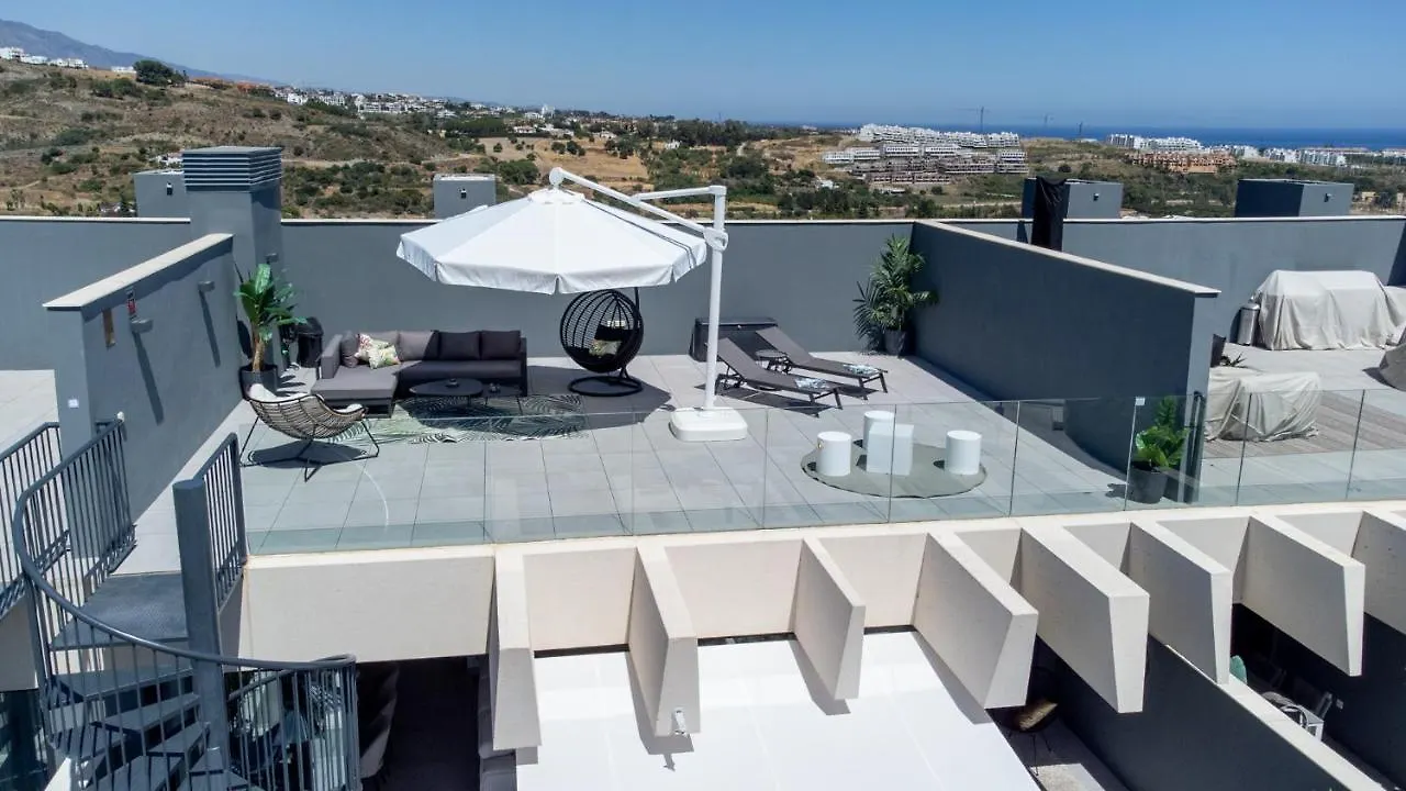 The Golden Oasis Penthouse Apartment Estepona
